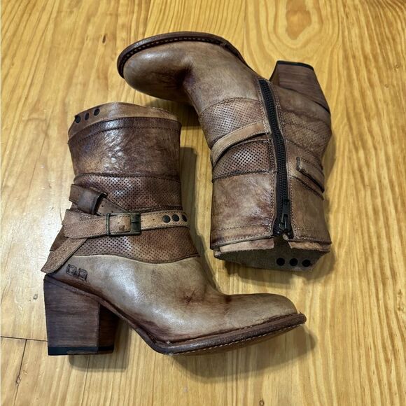 Bed Stu Rowdy Woman’s Teak Driftwood Boots MSRP: $189 - Size 6.5 U.S. - Picture 8 of 14